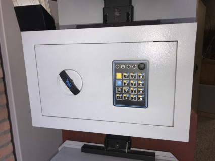 CASSAFORTE A MURO YALE ART. 392.20AT