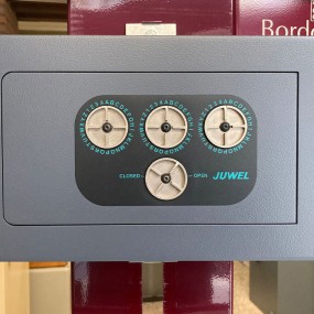 Cassaforte a muro Juwel art. 5712