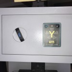 Cassaforte-a-muro-YALE-