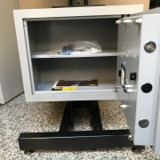 Cassaforte-a-muro-YALE-art.-395